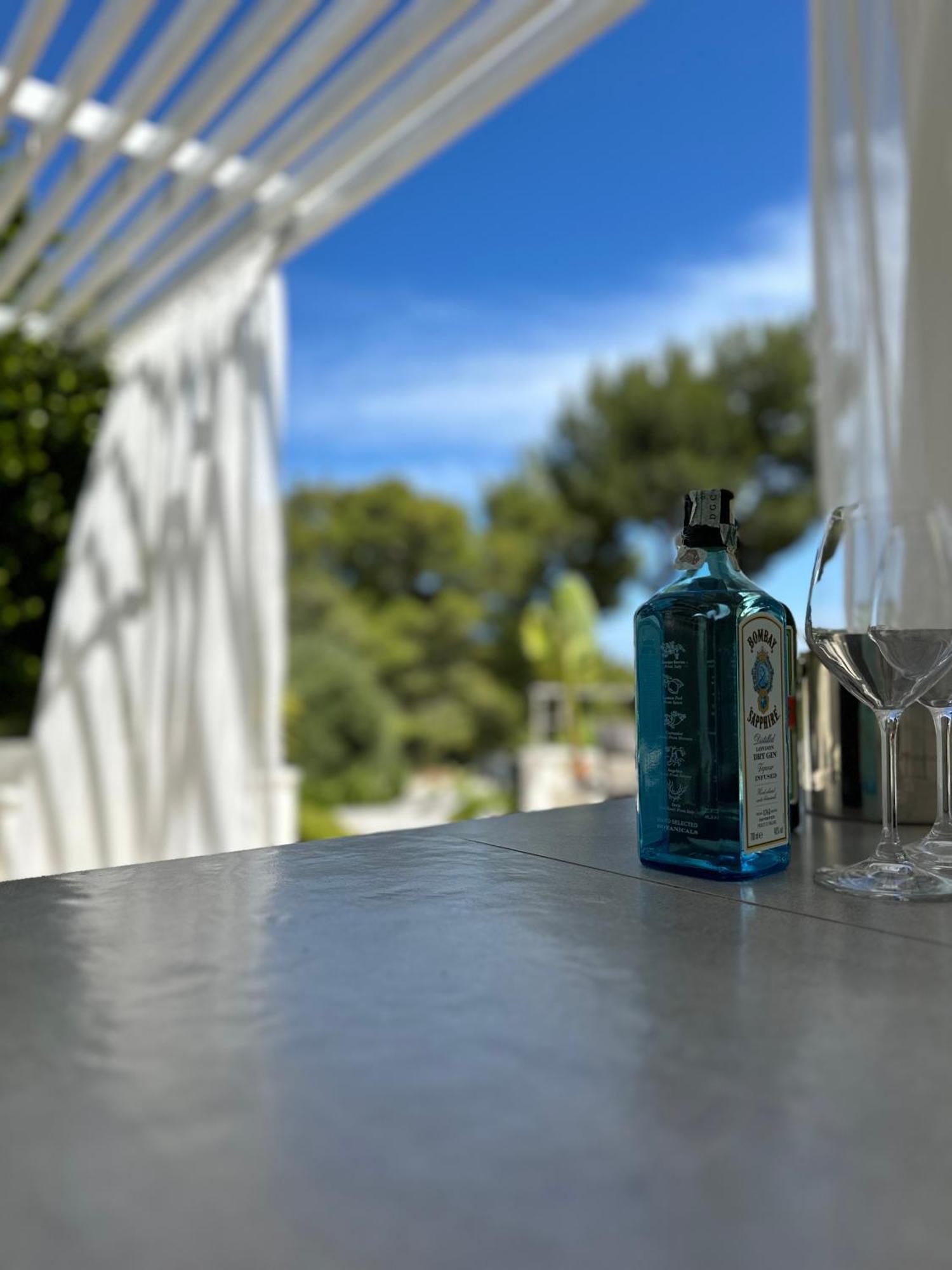 Petra Maris B&B Пешичи Екстериор снимка