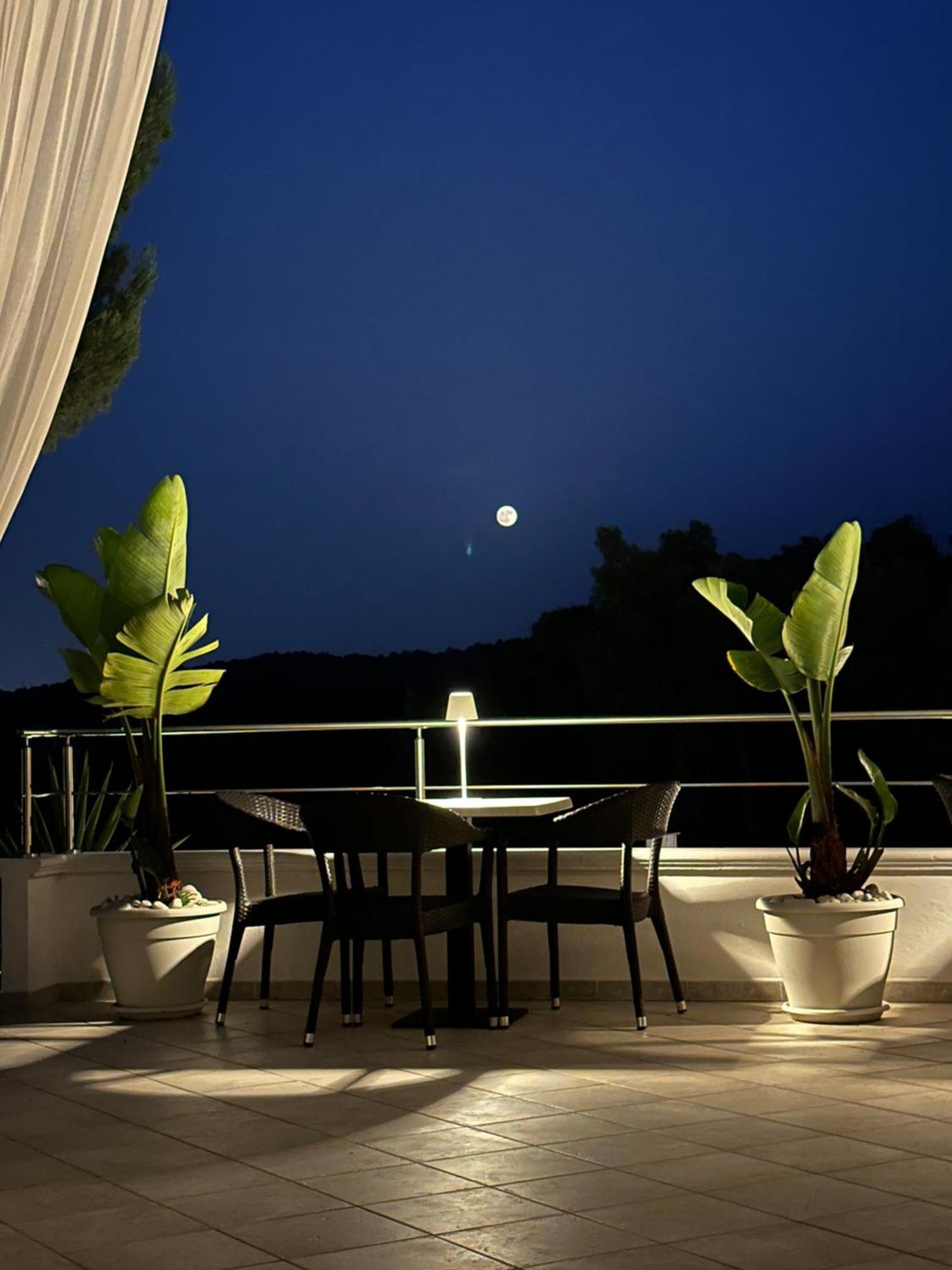 Petra Maris B&B Пешичи Екстериор снимка